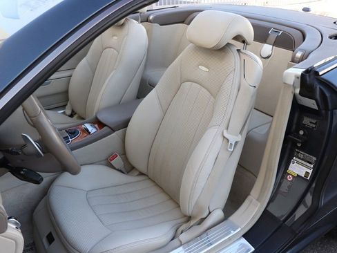 Used 2008 Mercedes-Benz SL 55 AMG image 27