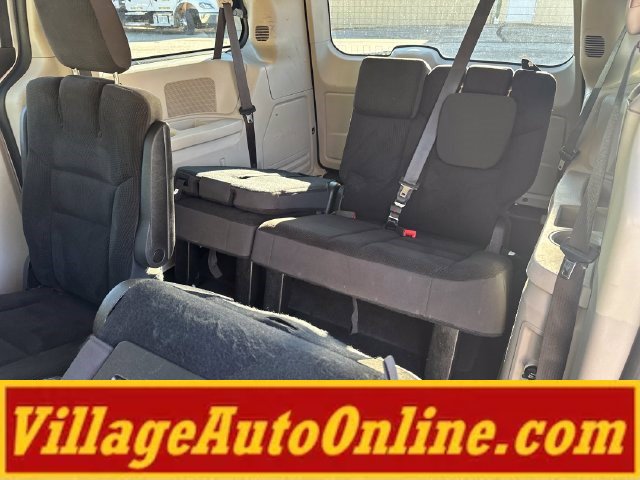 Used 2019 Dodge Grand Caravan SE FWD image 22