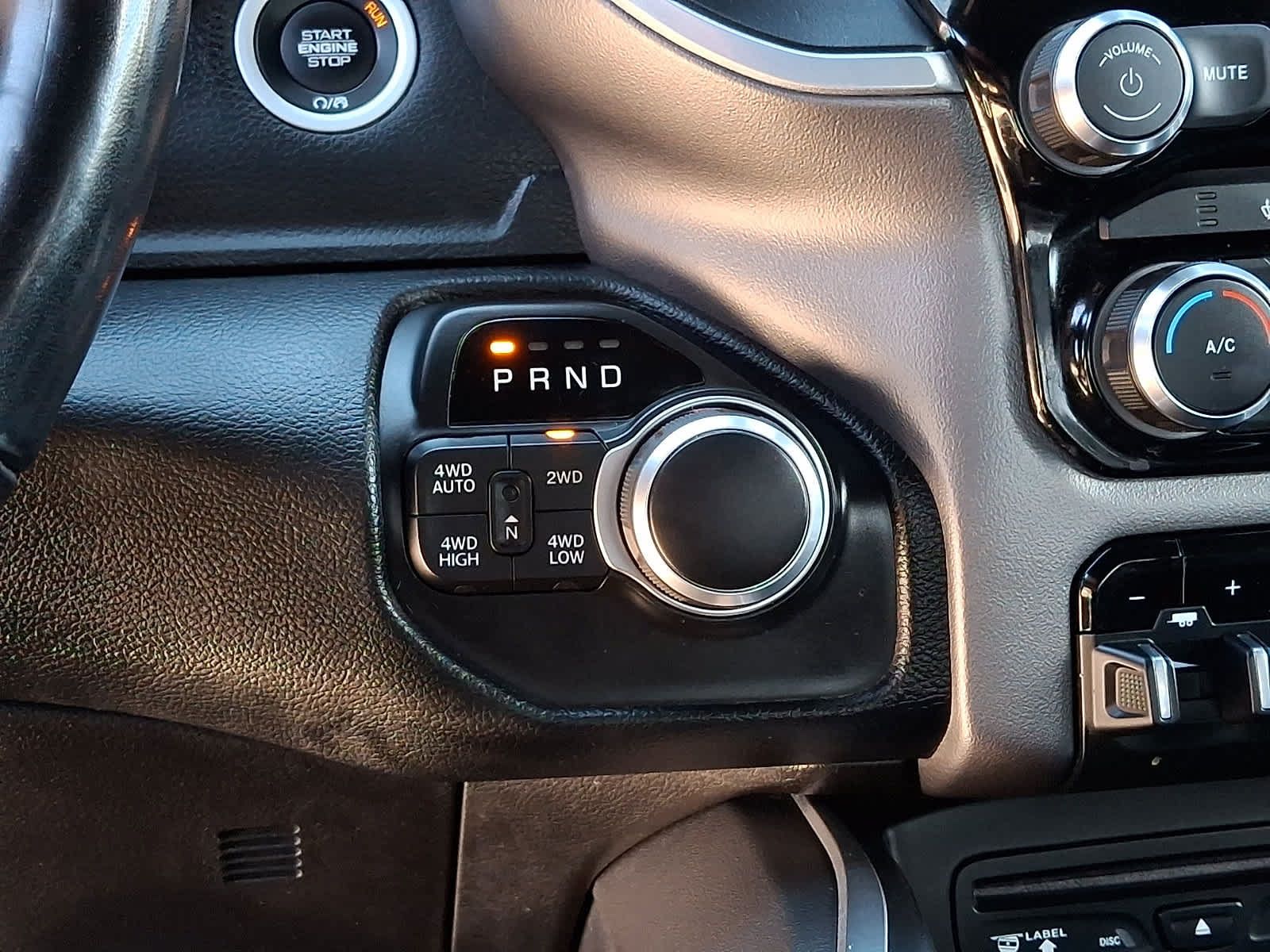 Used 2019 RAM 1500 Big Horn AWD/4WD image 17