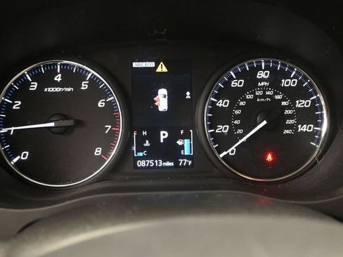 Used 2018 Mitsubishi Outlander SE AWD/4WD image 9