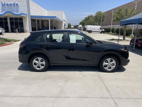 Certified 2024 Honda HR-V LX image 24