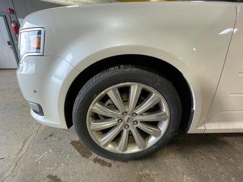 Used 2019 Ford Flex Limited w/ Equipment Group 303A image 11