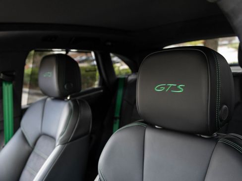 New 2026 Porsche Macan GTS image 23