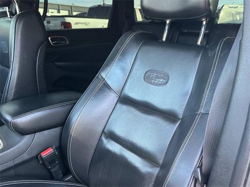 Used 2016 Jeep Grand Cherokee Overland image 25