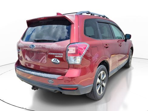 Used 2017 Subaru Forester 2.5i Premium AWD/4WD image 6