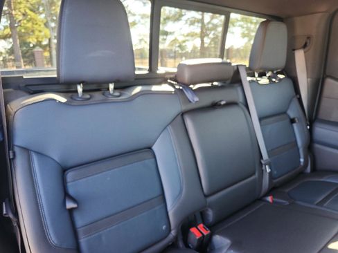 Certified 2022 GMC Sierra 1500 Denali w/ Technology Package image 11