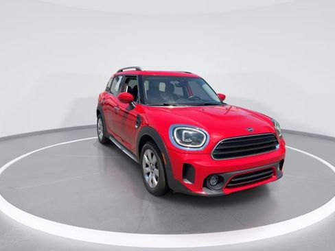Used 2024 MINI Cooper Countryman FWD image 2