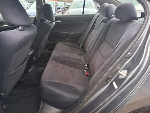 Used 2011 Honda Accord LX-P image 12
