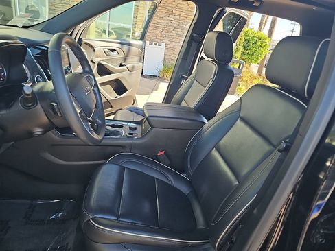 Used 2023 Chevrolet Traverse Premier w/ Redline Edition AWD/4WD image 16
