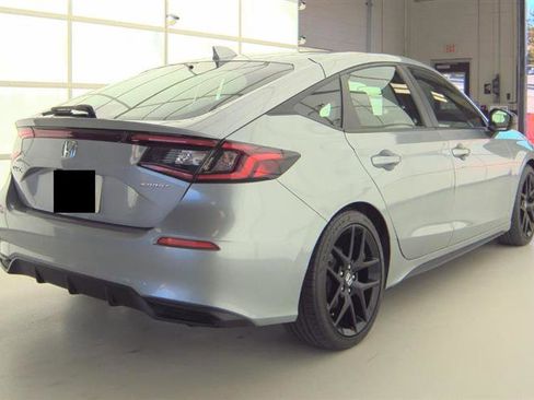 Used 2024 Honda Civic Sport image 9
