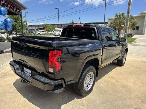 Used 2026 Chevrolet Colorado W/T w/ Advanced Trailering Package RWD image 8