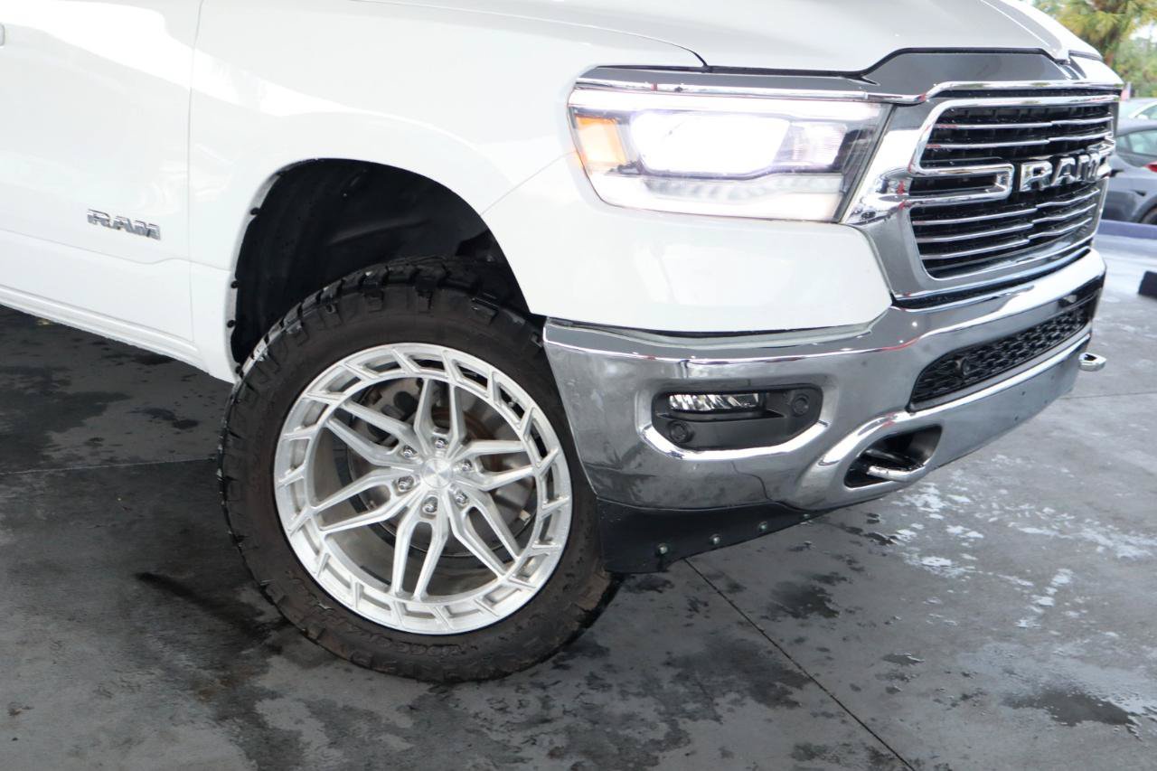 Used 2023 RAM 1500 Laramie AWD/4WD image 4