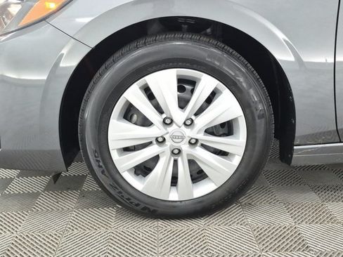 Used 2025 Nissan Sentra S FWD image 26
