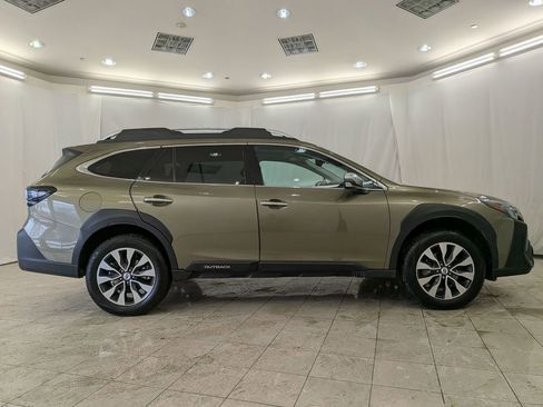 Used 2023 Subaru Outback Touring image 11
