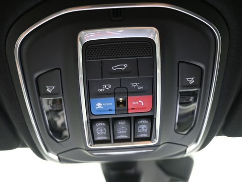 New 2026 Jeep Grand Cherokee L Limited AWD/4WD image 33