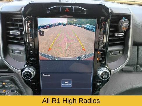 Used 2023 RAM 1500 Big Horn AWD/4WD image 17