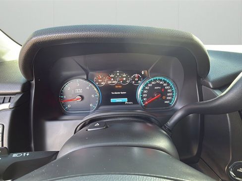 Used 2018 GMC Yukon Denali image 40