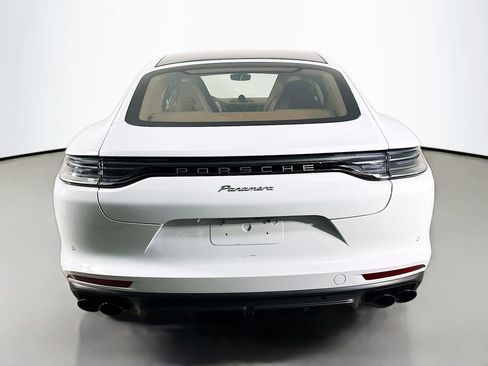 Used 2023 Porsche Panamera Platinum Edition image 10