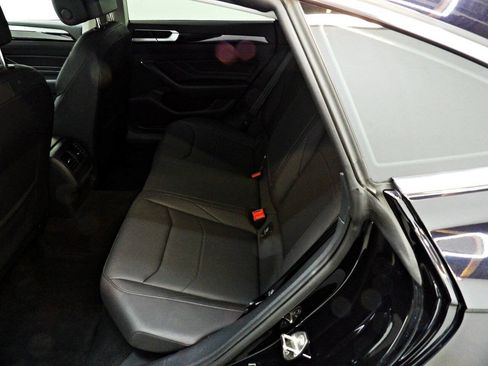 Used 2021 Volkswagen Arteon SE w/ Luggage Net & Mats Package FWD image 10
