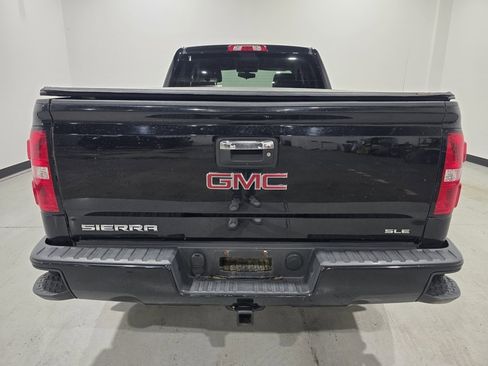 Used 2018 GMC Sierra 1500 SLE image 3