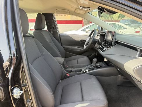 Used 2024 Toyota Corolla LE FWD image 28