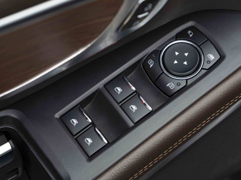 Used 2025 Ford Expedition King Ranch AWD/4WD image 37