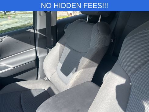 Used 2022 Toyota RAV4 LE FWD image 20
