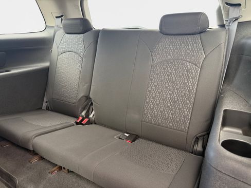Used 2014 GMC Acadia SLE FWD image 11