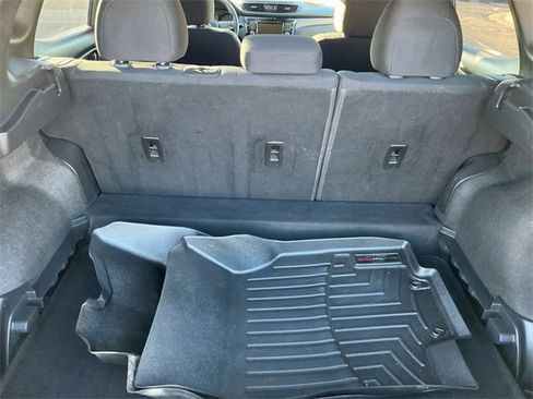 Used 2021 Nissan Rogue Sport S image 24