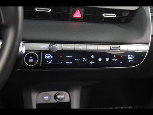 Certified 2024 Hyundai Ioniq 5 Limited AWD/4WD image 16