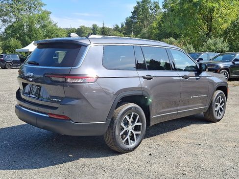 New 2025 Jeep Grand Cherokee L Limited image 4