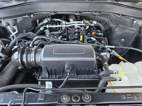 Used 2024 Ford Explorer XLT w/ Equipment Group 202A image 35