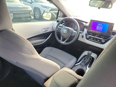 Used 2024 Toyota Corolla SE FWD image 14