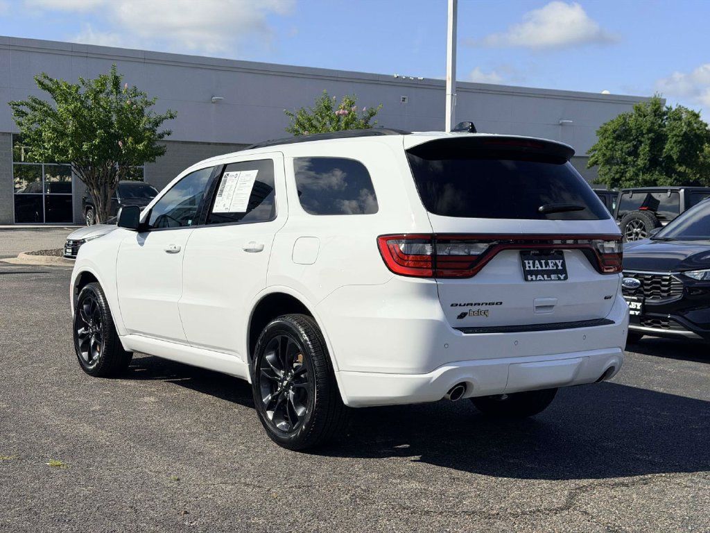 Used 2026 Dodge Durango GT AWD/4WD image 4