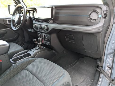 Used 2024 Jeep Wrangler Unlimited Rubicon 4xe w/ Safety Group AWD/4WD image 28