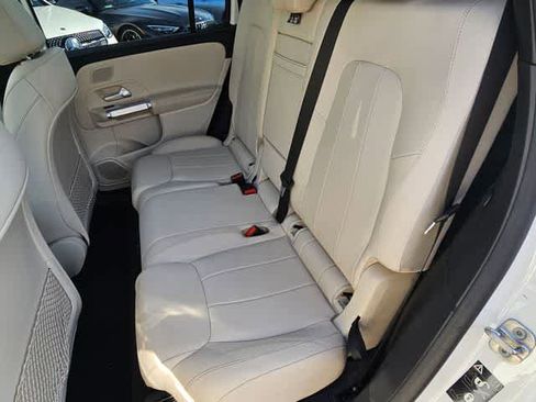 Used 2023 Mercedes-Benz EQB 250+ EQB 250+ w/ Exclusive Package image 18