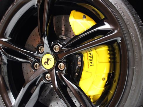 Used 2025 Ferrari 296 GTS image 75