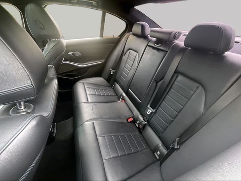 Used 2020 BMW 330i Sedan w/ M Sport Package RWD image 19