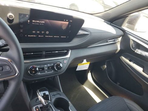 New 2026 Buick Envista Sport Touring w/ Convenience I Package FWD image 26