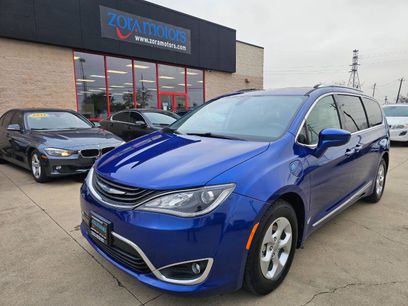 Used 2018 Chrysler Pacifica Touring-L