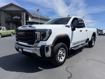 Used 2024 GMC Sierra 2500 Pro w/ Convenience Package