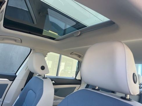 New 2026 Volkswagen Jetta SE FWD image 29