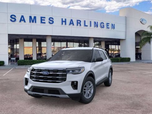 New 2026 Ford Explorer Active w/ Active Comfort Package RWD image 2