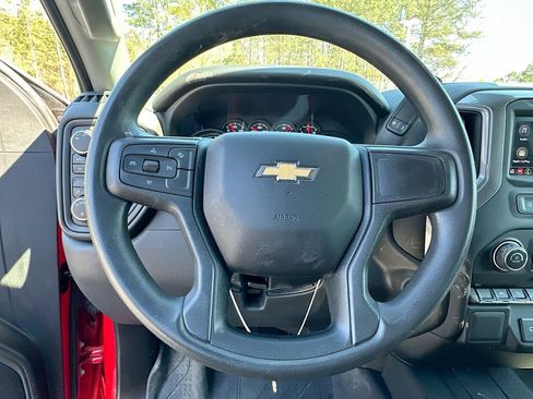 Used 2023 Chevrolet Silverado 1500 Custom AWD/4WD image 17