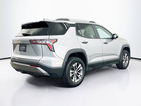 Used 2025 Chevrolet Equinox LT w/ Convenience Package II image 9