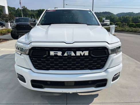 Used 2025 RAM 1500 Big Horn AWD/4WD image 31