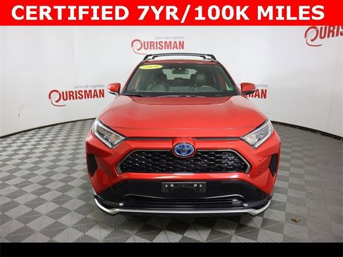 Used 2021 Toyota RAV4 SE w/ Weather & Moonroof Package image 16