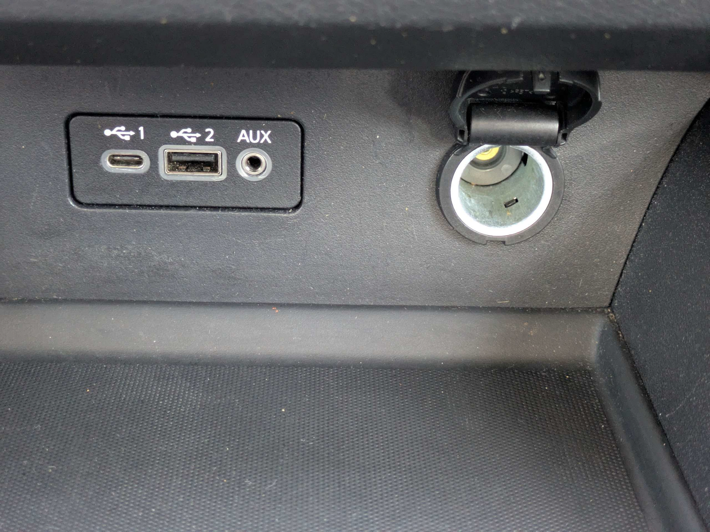 Used 2025 Nissan Altima 2.5 SV FWD image 28