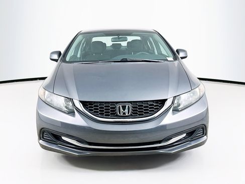 Used 2013 Honda Civic LX image 2