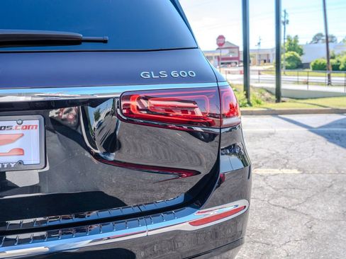 Used 2023 Mercedes-Benz Maybach GLS 600 4MATIC image 30